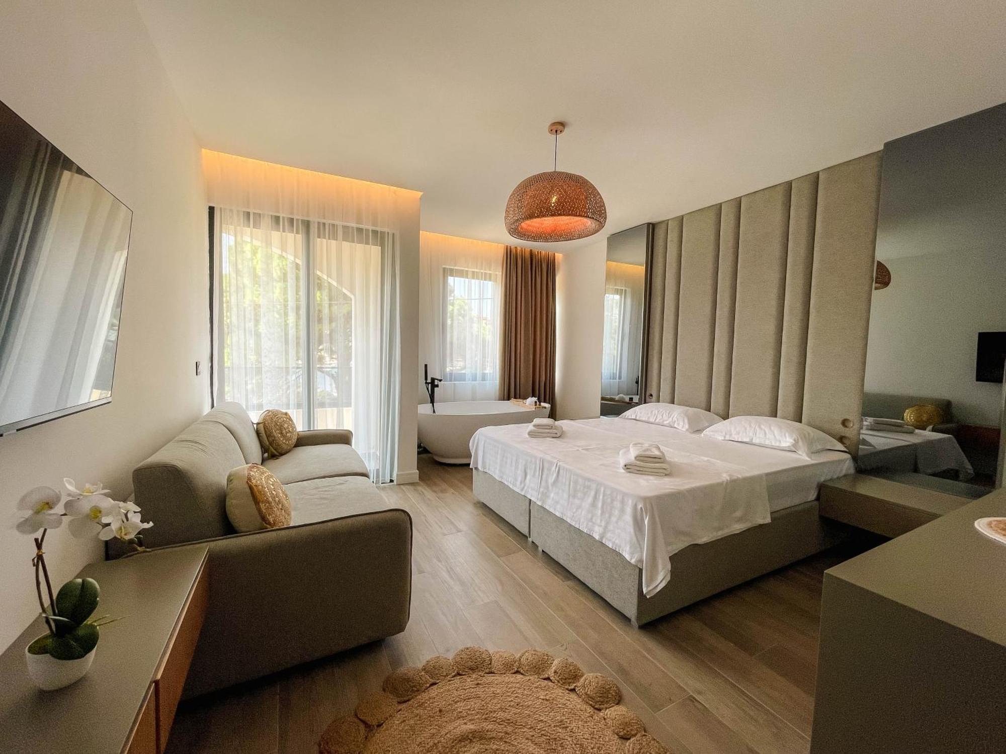 Botanica Boutique Hotel Ulcinj Exterior photo